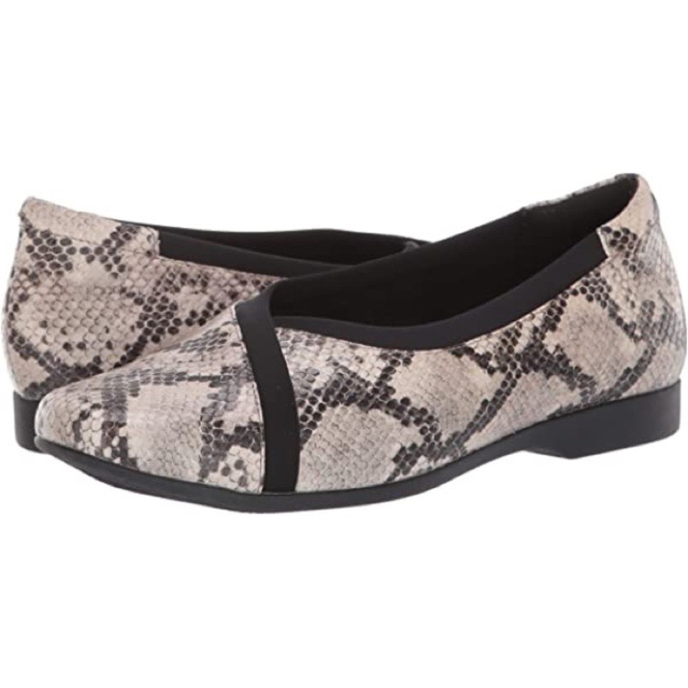 Clarks Un Darcey Ease Flat Ballet Natural Snake Python Brun Shoes Size 8…
